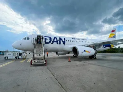 Dan Air se plânge că a suferit pierderi de 2,6 mil. € din cauza programului Aeroportului Brașov - Foto: Dan Air / Facebook