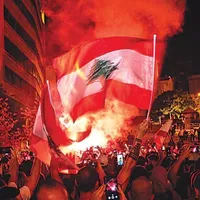 VIOLENȚE Manifestanții s-au ciocnit cu forțele de ordine. Libanul, după demisia premierului, este în pragul războiului civil; după cinci luni de revolte