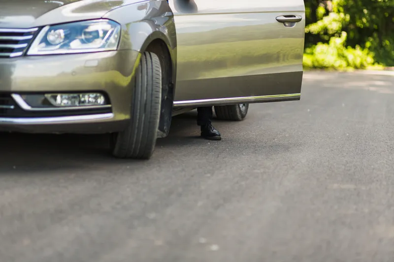 Cum trebuie să lași roțile după ce parchezi mașina? Și șoferii „bătrâni” greșesc și riscă daune - Foto: Freepik (Imagine cu rol ilustrativ)