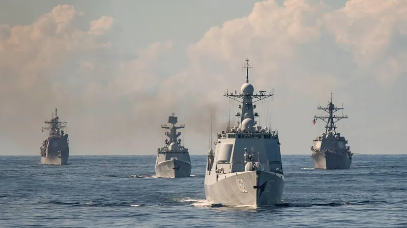 Pericol de Al Treilea Război Mondial. 4 nave militare chineze și ruse, detectate în coasta SUA - Foto: Profimedia images - Caracter ilustrativ