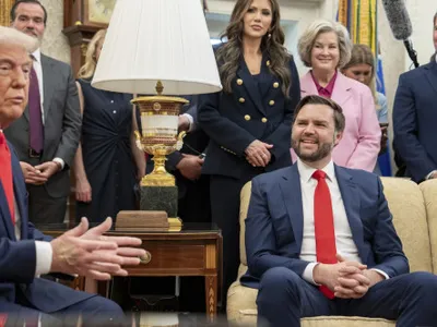 Donald Trump a reacționat imediat, după ce JD Vance a fost huiduit în Italia