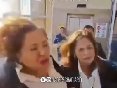 Atentat în direct. Lidera opoziției a fost atacată cu o bombă chiar în timpul unui interviu