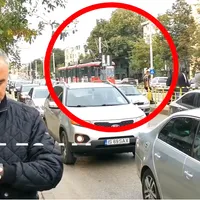 VIDEO Experiment la Iași: a mers pe jos cu 17 minute mai repede decât tramvaiul