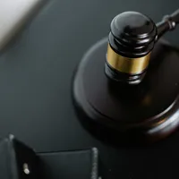 800.000 euro din afaceri imobiliare. Cum a reușit un comisar-șef să obțină suma fabuloasă Foto: Pexels (fotografie cu caracter ilustrativ)