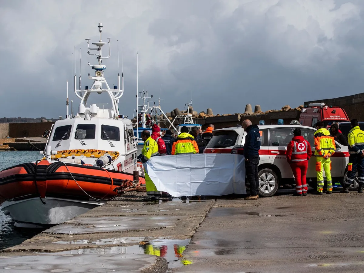 Peste 60 de migranți morți în barca scufundată în Italia/Foto: Profimedia Images