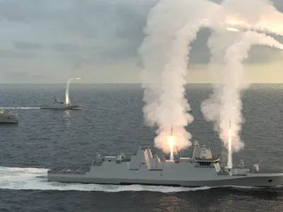 O nouă fregată pentru apărarea Europei. Lansează 64 de rachete Tomahawk contra Zircon și Onix ale Rusiei - Foto: x/@RheinmetallAG