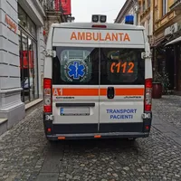 Un copil a căzut de la 4 metri înălțime după ce s-a urcat pe o clădire dezafectată. Ce a pățit? - Foto: Arhiva (imagine cu rol ilustrativ)
