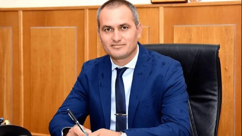 Primarul din Crevedia și-a făcut 16.500 lei salariul, creștere de 6.300 lei - Foto: Facebook