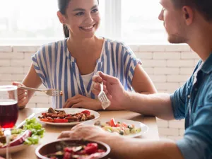 Alimentul aflat pe toate gardurile, dar nu e pe gustul romanilor. Străinii plătesc sute de € pe el - FOTO: Freepik (imagine cu rol ilustrativ)