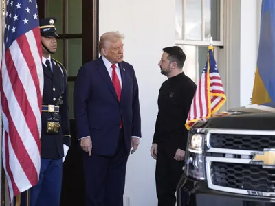 Trump îl amenință pe Zelenski în privința acordului mineralelor: Dacă o face, va avea mari probleme - Foto: Profimedia images