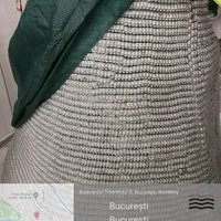 „Bradul” din doze, construit ilegal. FOTO: Facebook