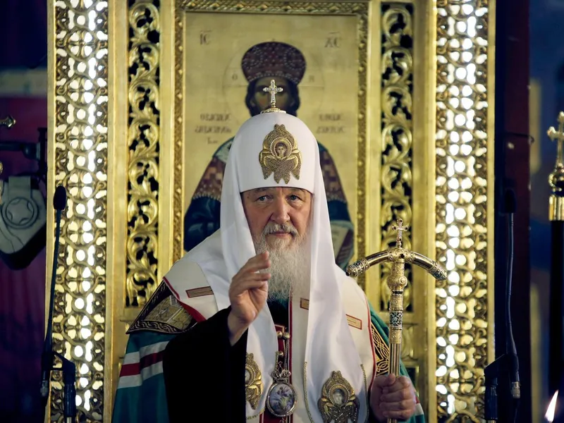 Patriarhul Kirill le cere rușilor să se roage intens pentru sănătatea lui Putin - FOTO: Profimedia