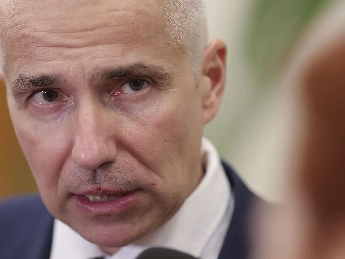 Ministrul Justiţiei, Radu Marinescu, la moţiunea simplă de la Caameră, depusă împotriva sa - Foto: INQUAM PHOTOS/Octav Ganea