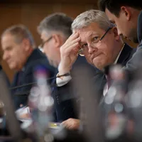 Predoiu, prima ședință de guvern: tăieri de funcții, restructurări în instituții-cheie ale statului - FOTO: Profimedia (imagine cu rol ilustrativ)
