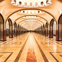 Stația Maiakovskaia, Moscova, Rusia