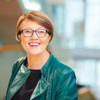 Ruxandra Trandafoiu - profesor și cercetător la Edge Hill University - Ormskirk, Marea Britanie