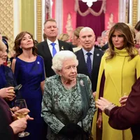 Iohannis și Regina Elisabeta - Foto: Profimedia