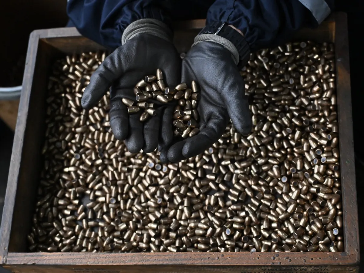 Industria de apărare din Europa au ajuns la o cifră de afaceri de 325.700.000.000 euro în 2024