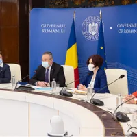 Ciucă cere autorităților să lucreze cu societatea civilă în problema refugiaților/ FOTO: gov.ro