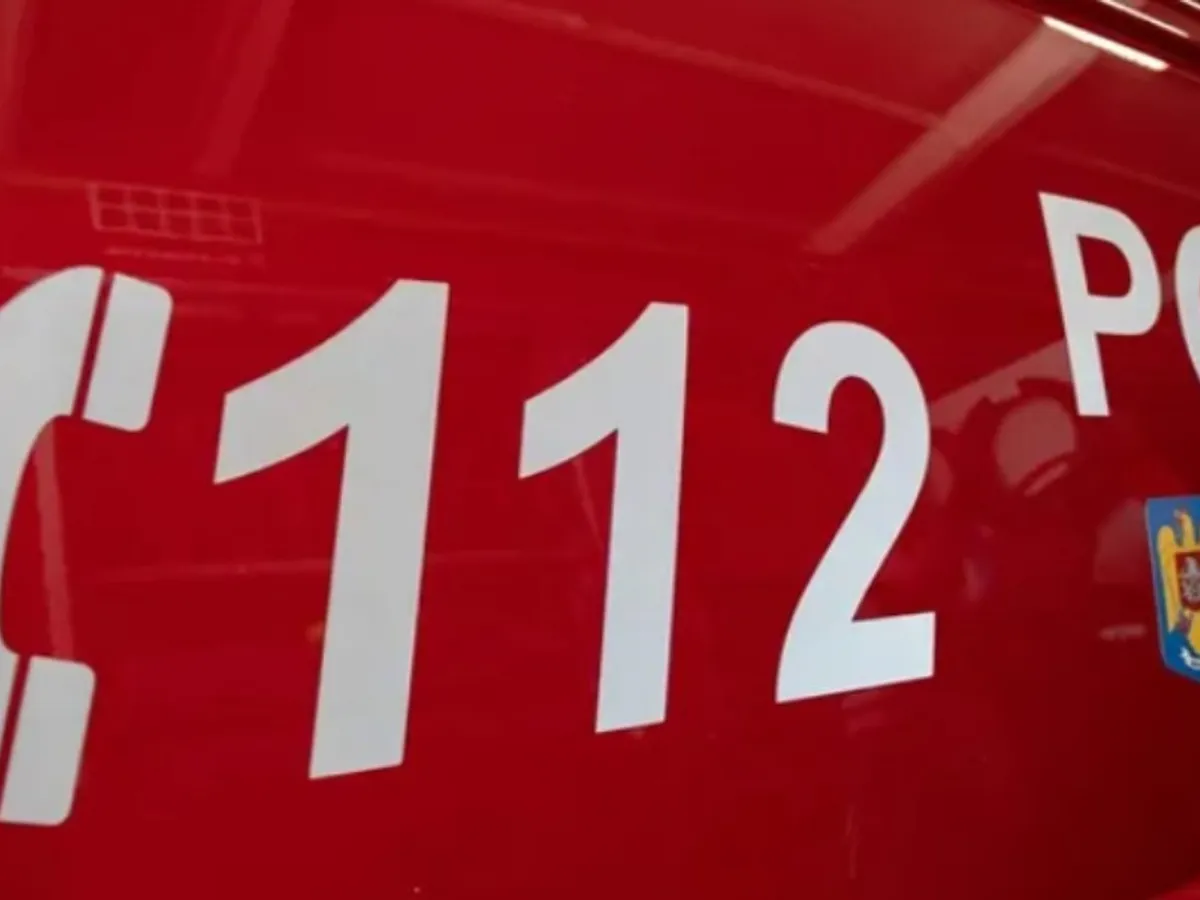 Vâlcea: Explozie urmată de incendiu, într-o gospodărie din Prundeni; doi bărbaţi - cu arsuri