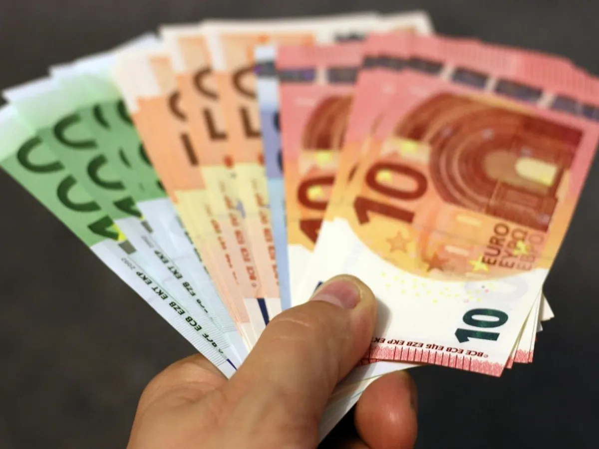 România a reuşit să recupereze 350,7 milioane de euro, din banii PNRR suspendați de Comisia Europeană