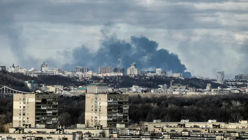 Bombardamentele armatei ruse vizează din ce în ce mai des zone populate di Ucraina - Foto: Digi24