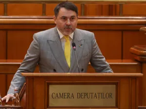 VIDEO Derapaj al unui deputat AUR despre femeile angajate la stat: „Știm foarte bine cum au ajuns în anumite fotolii”
