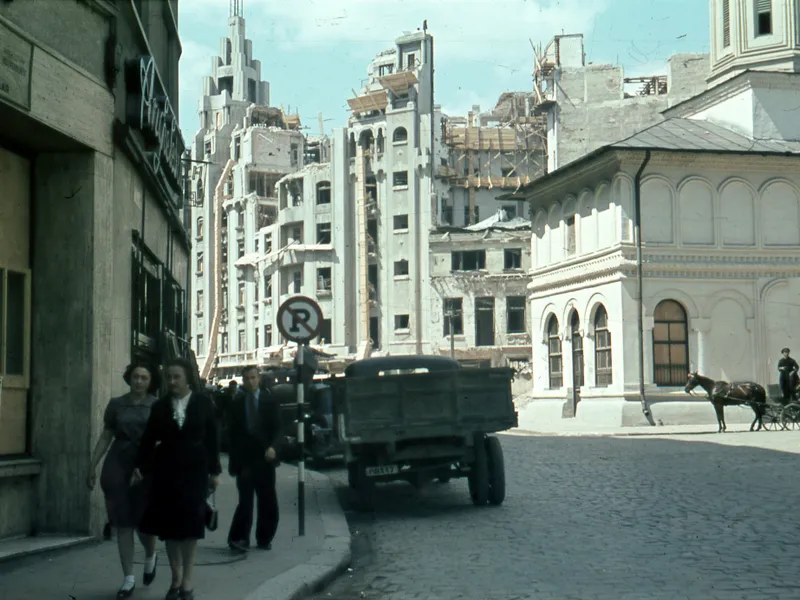Imagini color unice din România în 1942-1946, în plin Război: Sibiu, Făgăraș, Brașov, București - Foto: Facebook/Arhiva de Fotografie