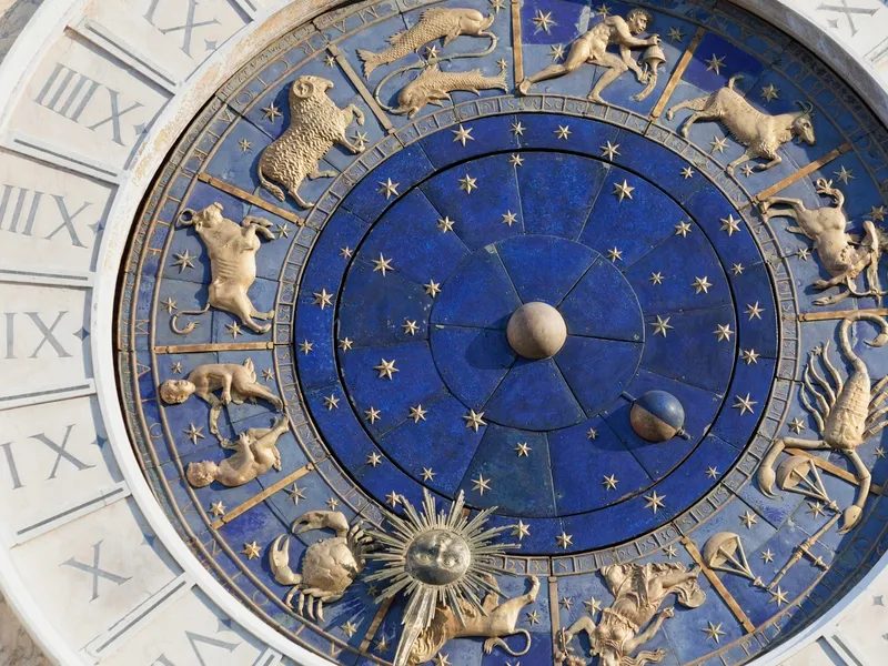 HOROSCOP 29 OCTOMBRIE Luna în Balanță, moment romantic pentru Vărsători. Taurii fac pe plac cuiva - Foto: Profimedia Images (rol ilustrativ)