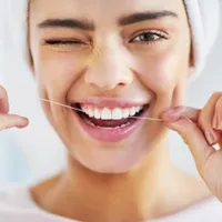 Infuzia de ceai care te scapă de tartrul de pe dinți. De câte ori trebuie să-l consumi pe zi? - Foto: Istock / imagine cu rol ilustrativ