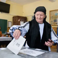 Alegeri 2025: Cine deschide buletinul de vot? Tragerea la sorți BEC dă peste cap toate așteptările - FOTO: Profimedia(imagine cu rol ilustrativ)