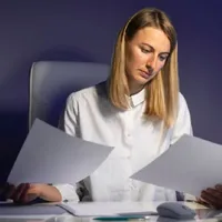 10.000 lei amendă dacă nu completezi corect un banal document. Cine sunt românii vizați? - Foto: Freepik.com (rol ilustrativ)