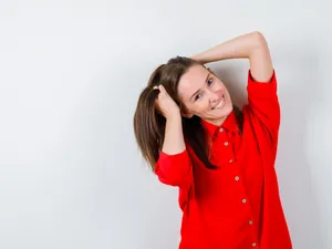 Ceaiul din foi de dafin și lămâie care detoxifică organismul, te ajută să slăbești și crește părul - Foto: Freepik (imagine cu rol ilustrativ)