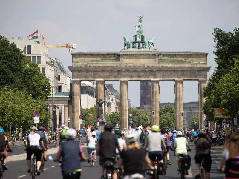 Germanii vor prioritate pentru biciclete. Foto: ADFC Berlin/Facebook