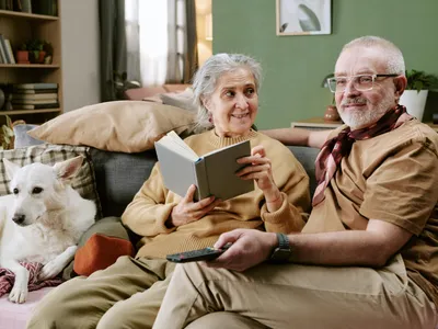 Pensionari, bucuroși la pensie - Foto: Freepik