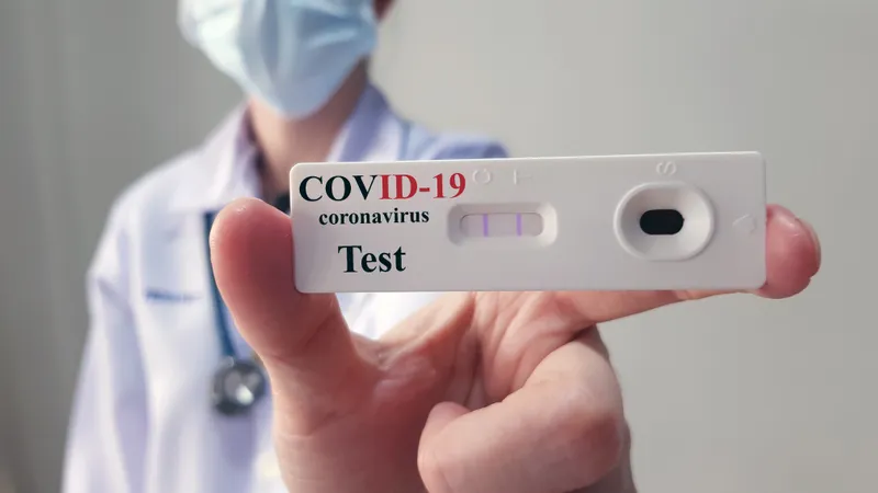 Teste antigen pentru persoane cu simptome/Foto:remotemedical.com