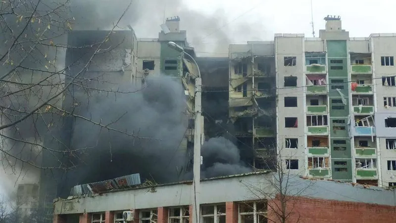 FOTO&VIDEO Zelenski îl acuză pe Putin: 87 de persoane au fost ucise în urma unui atac aerian rus / twitter