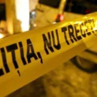 Cum a ajuns în faţa instanţei, atunci când s-a dus să cumpere îngheţată pentru copii - Foto: Poliţia Română