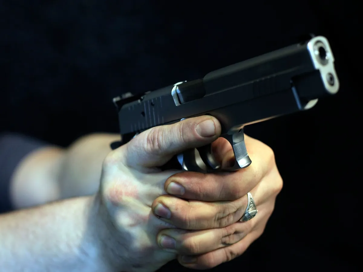 Incident șocant la un liceu din Cluj, O elevă a fost împușcată în față cu o armă de Airsoft