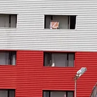Litera Z în geamul unei camere de cămin din Iași i-a alertat pe polițiști Foto: Ziarul de Iași