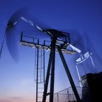 Rusia nu va furniza petrol țărilor care introduc plafoane de preț, afirmă vicepremierul rus - FOTO: Profimedia