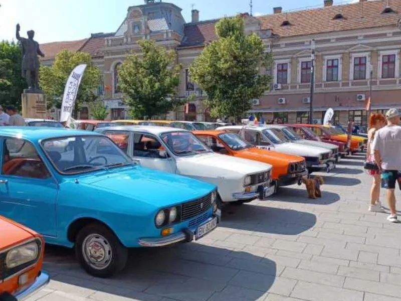 Mașinile Dacia de pe vremea lui Ceaușescu, poveștile lor și nostalgia tinereții - Foto: Agerpres.