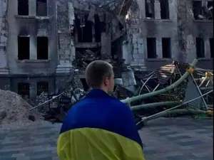 VIDEO Autoritățile impuse de ruși la Mariupol au decis să confiște toate proprietățile ucrainenilor/FOTO: Twitter/Lyla_lilas