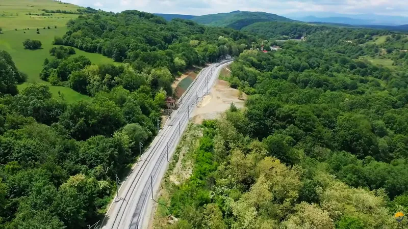 Tren Oradea - Cluj - Foto: Pro Infrastructura