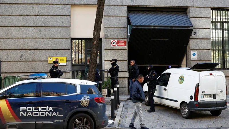 Suspect de trimiterea unor scrisori-bombă, arestat în Spania/Foto: euromews