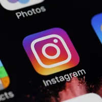 Utilizarea reţelelor sociale poate fi în detrimentul sănătăţii şi bunăstării copiilor. / Foto: marketingportal.ro