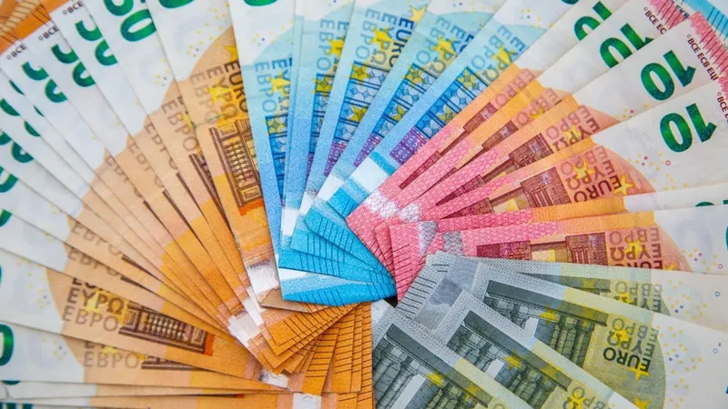 Indicele privind încrederea consumatorilor în economia zonei euro este la cel mai redus nivel din ultimele şase luni - Foto: Profimedia Images - Imagine cu rol ilustrativ