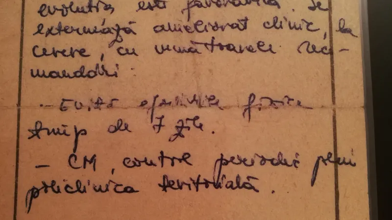 Biletul de externare al lui Petre Muraru. FOTO: Arhiva personală