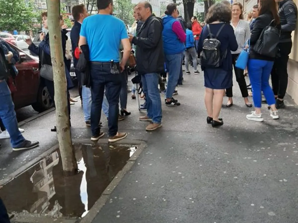 Doar un singur părinte a purtat mască