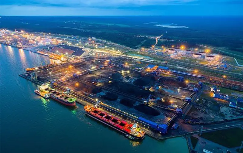 Termnalele de petrol dib portul rusesc Ust-Luga - Foto: Profimedia Images